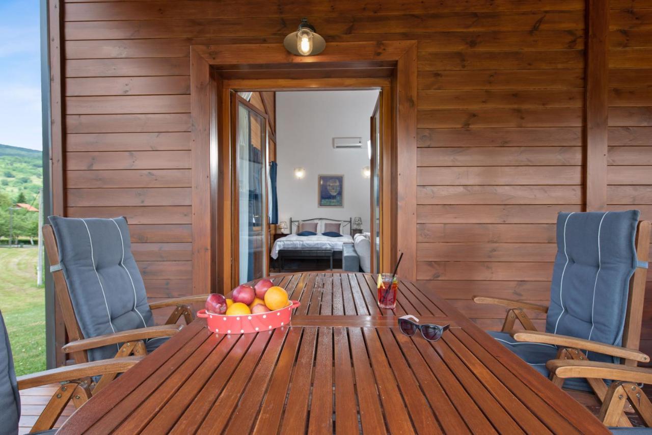 B&B Plitvice Lakes Villa Irene Seliste Dreznicko Bagian luar foto