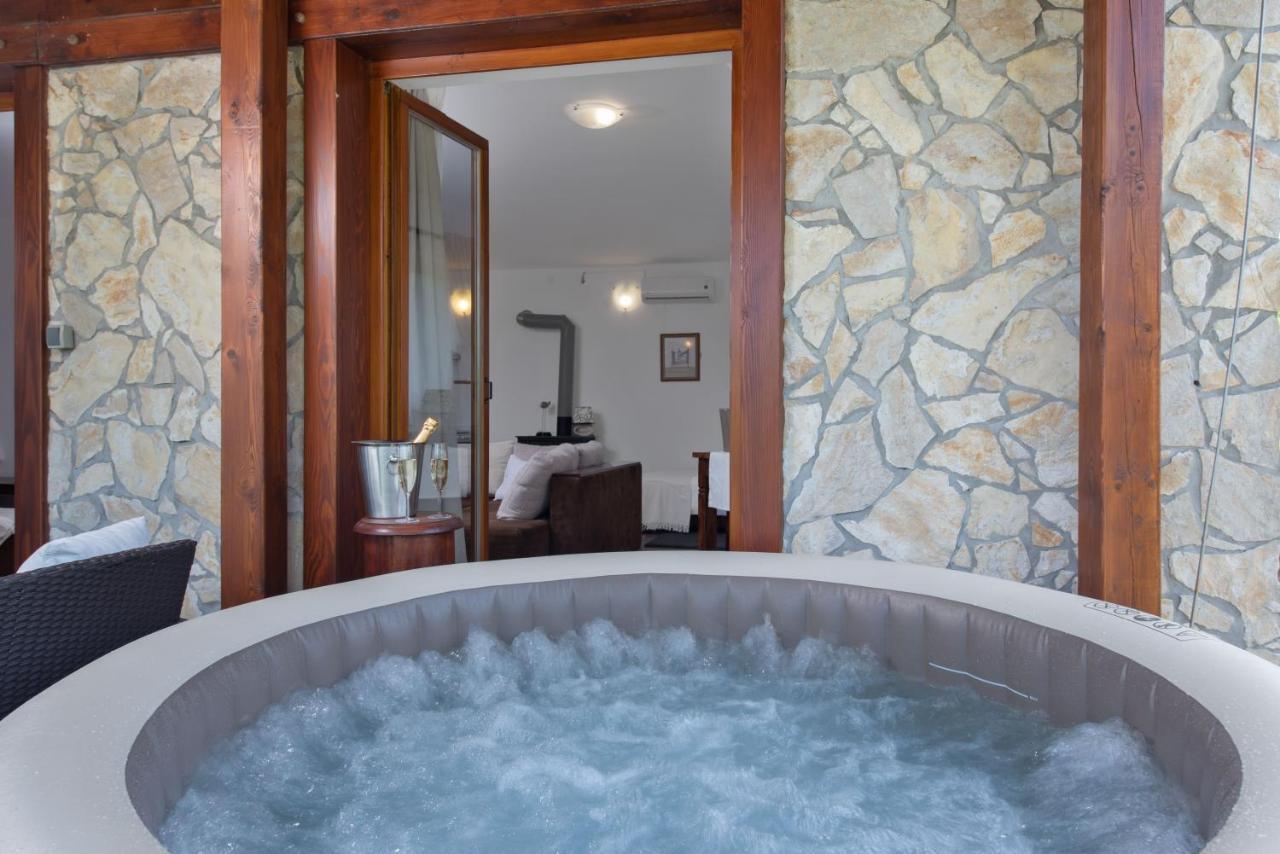 B&B Plitvice Lakes Villa Irene Seliste Dreznicko Bagian luar foto