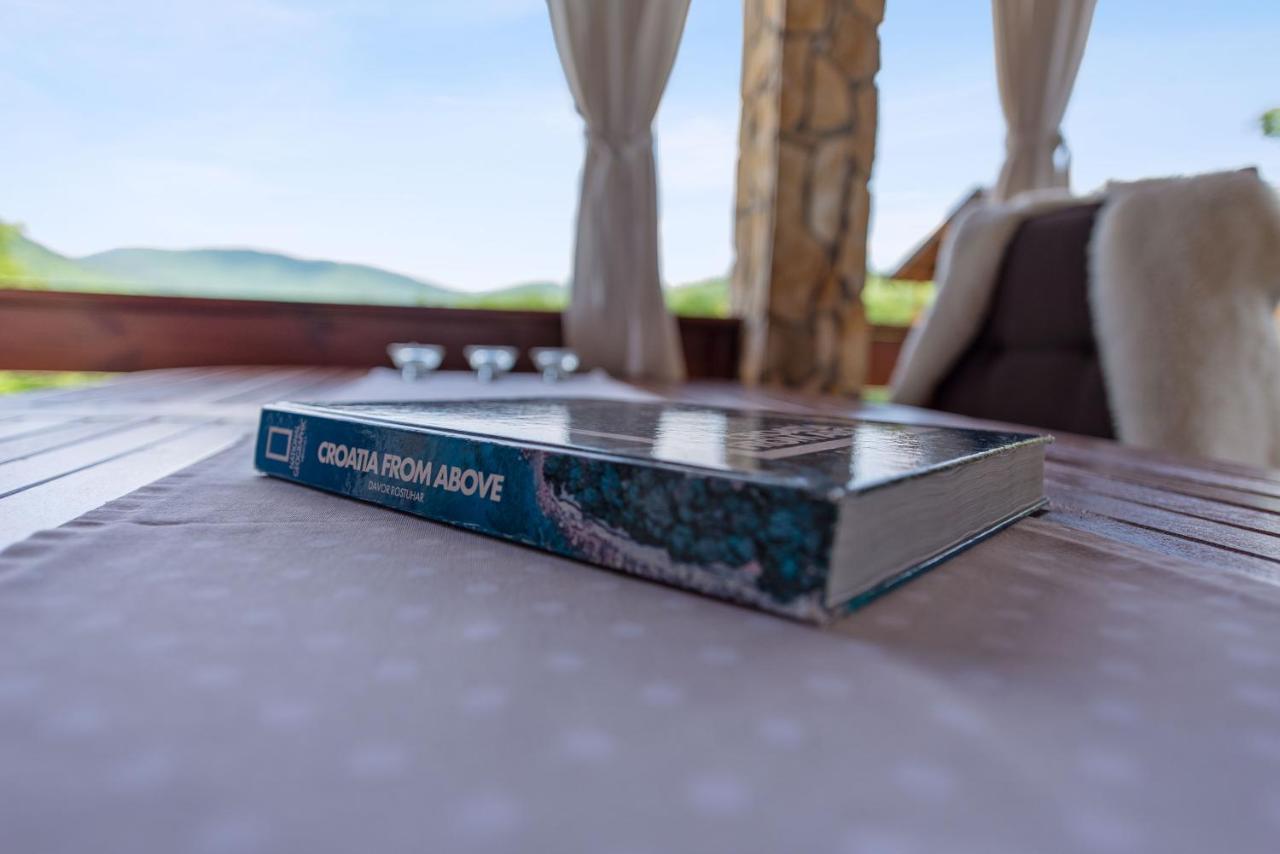 B&B Plitvice Lakes Villa Irene Seliste Dreznicko Bagian luar foto