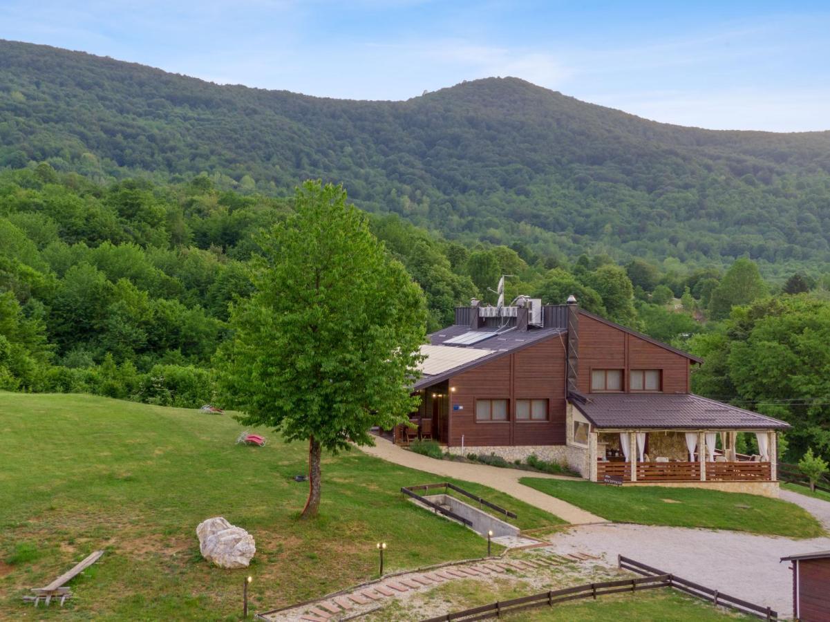 B&B Plitvice Lakes Villa Irene Seliste Dreznicko Bagian luar foto
